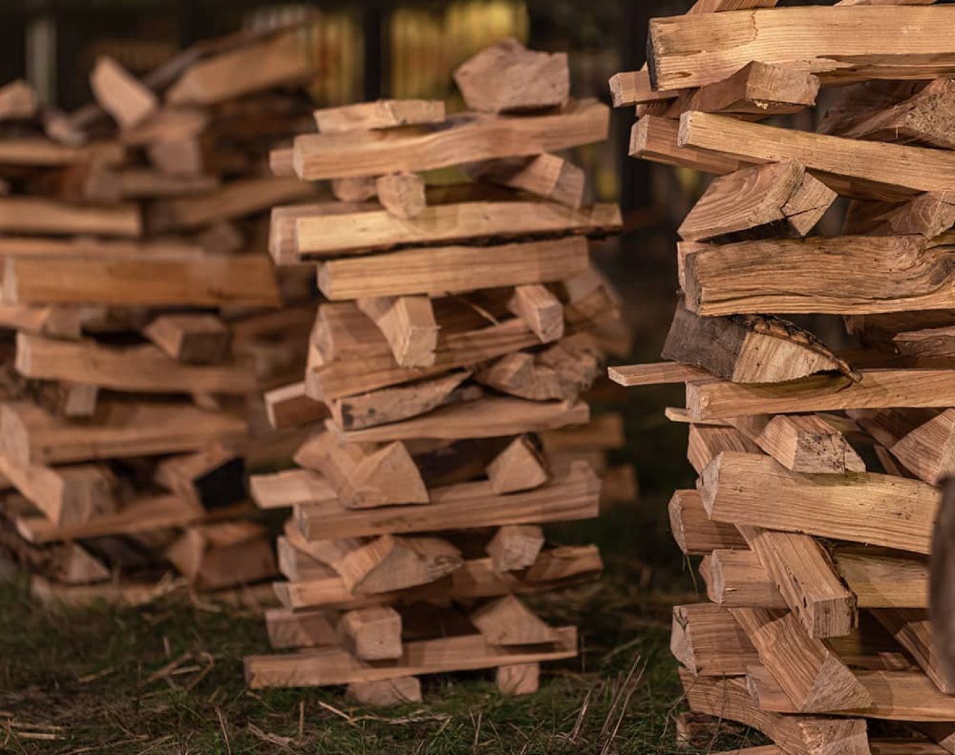 Seasoned Hardwood Firewood Near Me