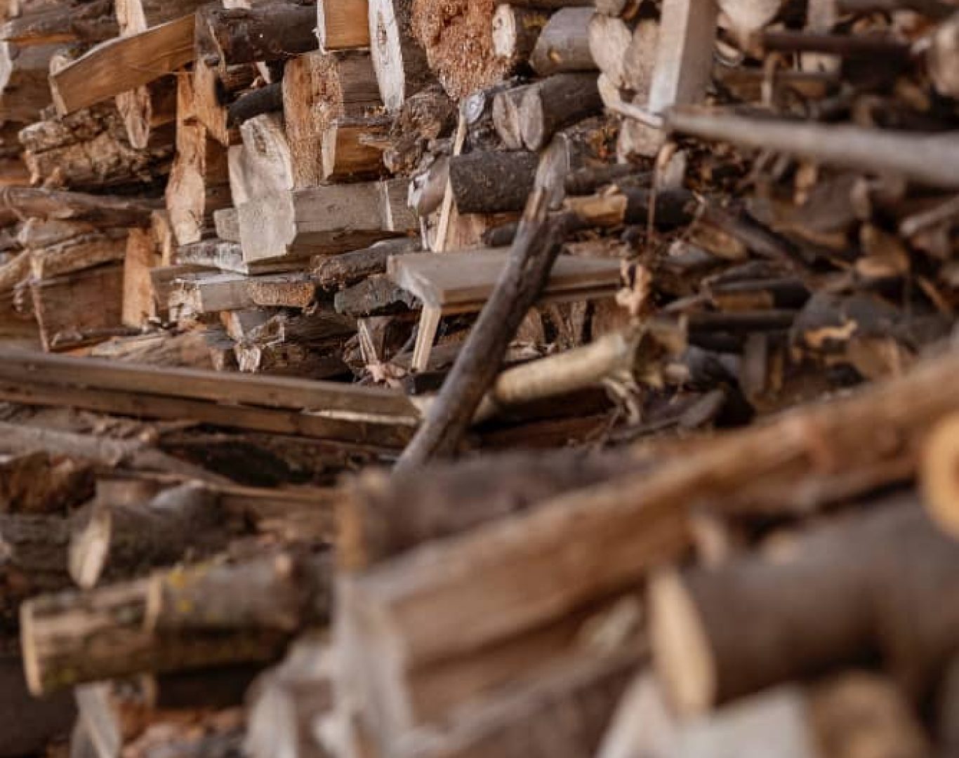 Seasoned Hardwood Firewood in Lebanon County, PA